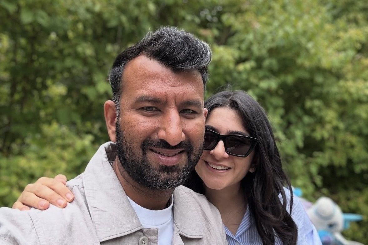 Cheteshwar Pujara and Puja Pabari (Image via Instagram-@puja_pabari)