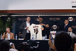 "Even with Rafael Devers, it didn't feel complete" - MLB insider remains diffident about Giants despite major Buster Posey move