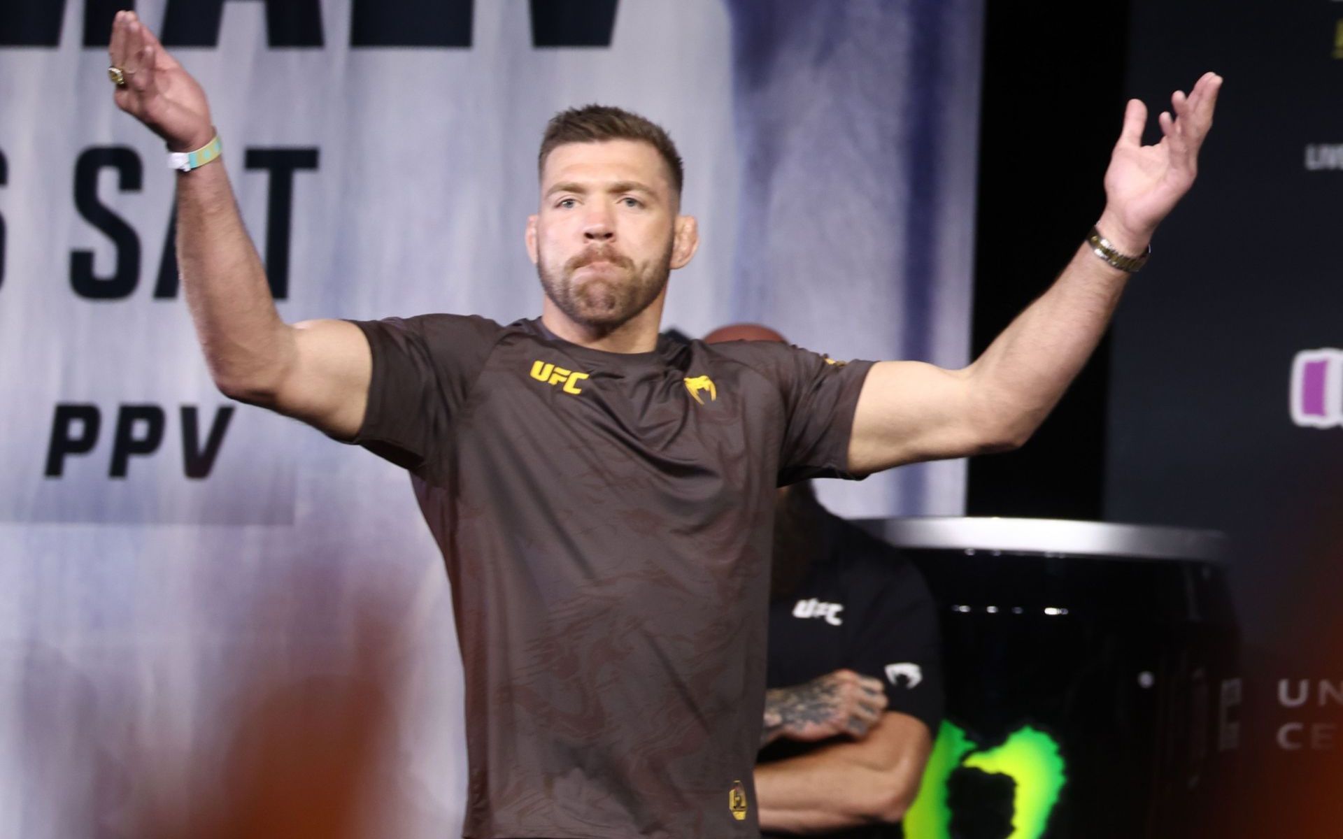 Ex-UFC champion takes jab at Dricus du Plessis