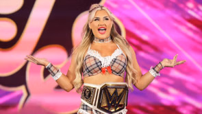 Tiffany Stratton seen breaking character; spotted with major WWE rival