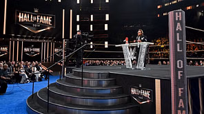 "One Last Time" - WWE legends are returning for a final match