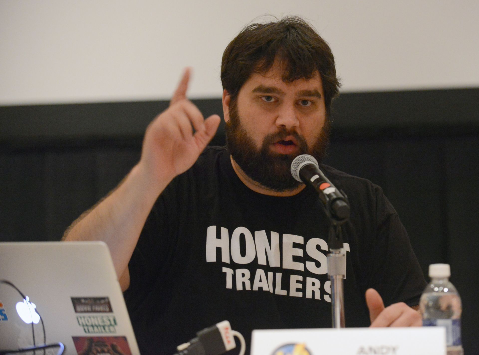 Wizard World Comic Con Philadelphia 2016 - Day 2 - Source: Getty