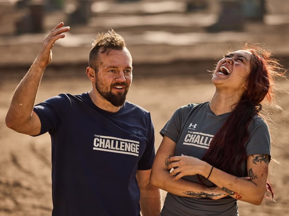 Derrick and Blue Kim on The Challenge (Image via Instagram/@bluebeachkim)
