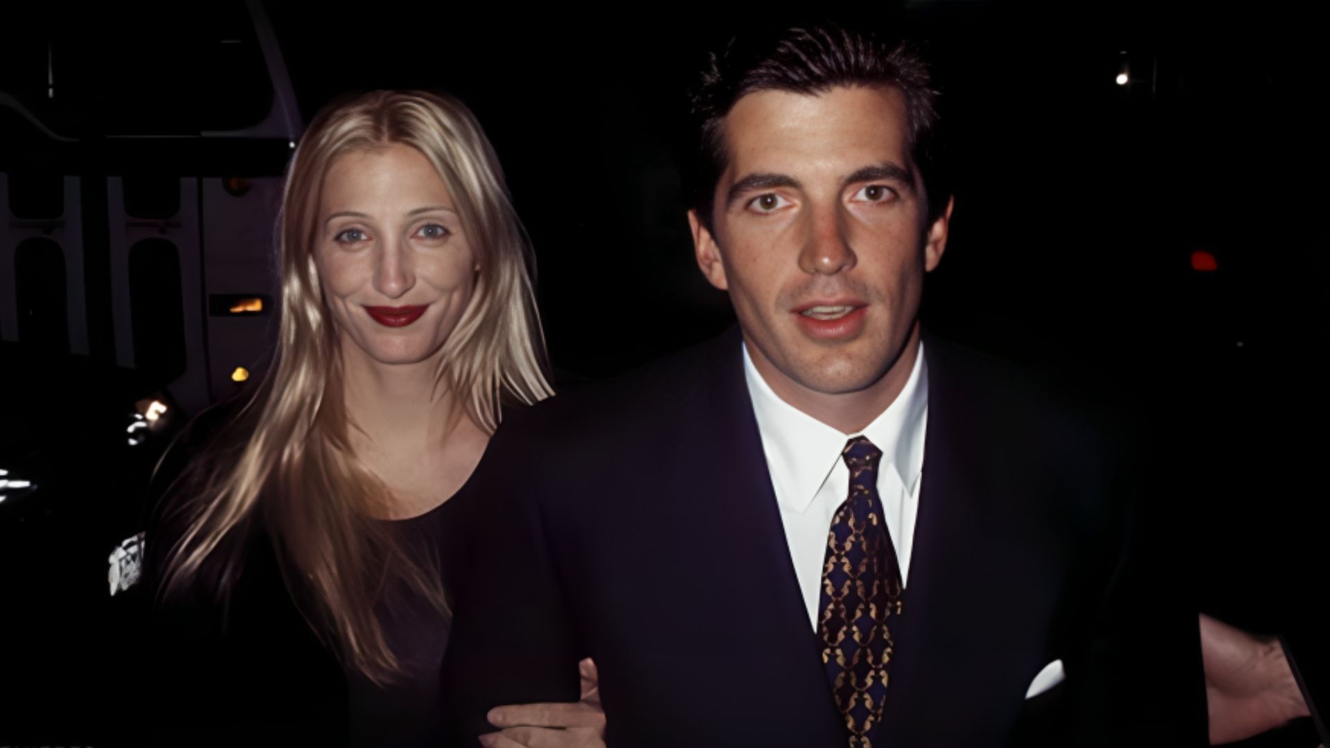 Carolyn and JFK Jr. as seen in the American Prince: JFK Jr. docuseries (Image via CNN)
