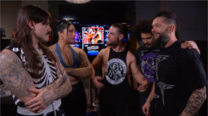 Non-WWE Champion Shockingly Arrives on RAW and Attacks The Judgment Day