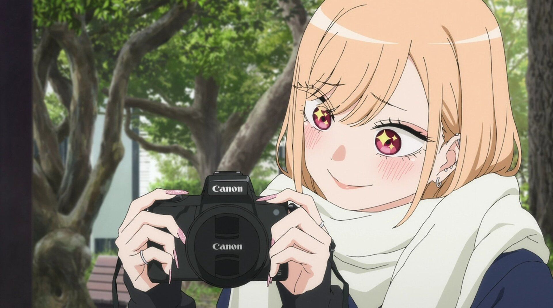 Marin buys a new DLSR (Image via CloverWorks)