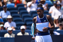 Coco Gauff makes the most of her unexpected day off after Cincinnati Open opponent's withdrawal by attending Reds baseball game