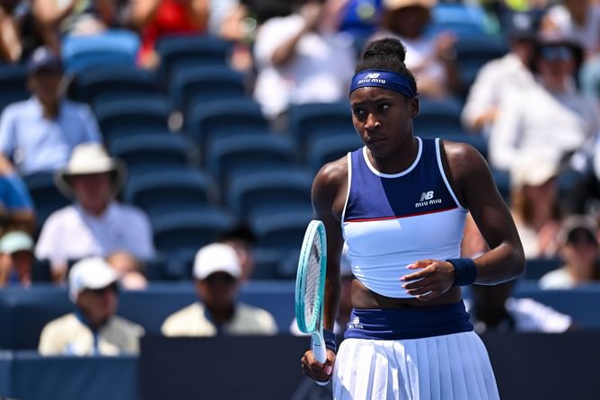 Coco Gauff makes the most of her unexpected day off after Cincinnati Open opponent's withdrawal by attending Reds baseball game