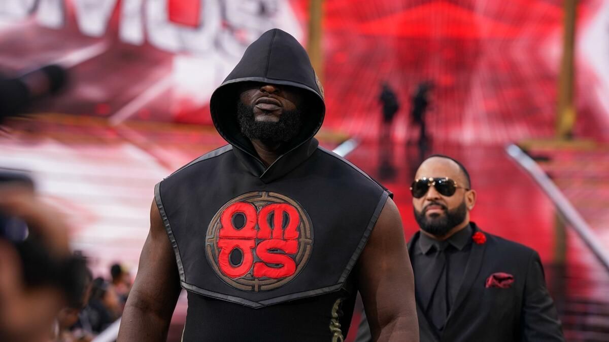 Omos is former WWE Tag Team Champion! (Credits: WWE.Com)