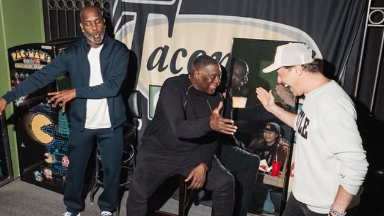 NBA legend Shawn Kemp [C] could lose cannabis license after receiving light sentencing for second-degree assault charge. [photo: @therealshawnkemp40/IG]