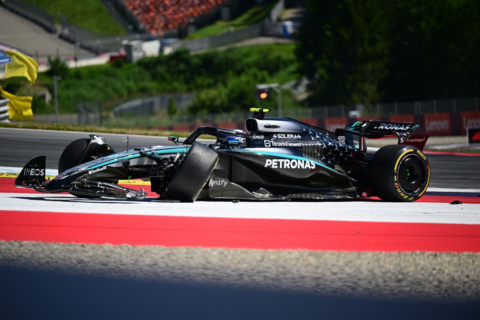 Kimi Antonelli crashes in Austria, 2025 (Getty Images)