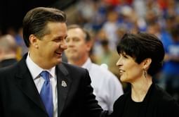 $45 million worth John Calipari’s wife Ellen Calipari enjoys a “great day” with her fur baby Palmer (Video)
