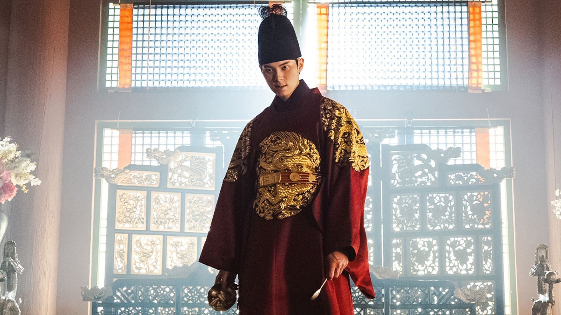 Lee Chae-min as Lee Heon in &#039;Bon App&eacute;tit, Your Majesty&#039; (Image via X/ @tvingdotcom)