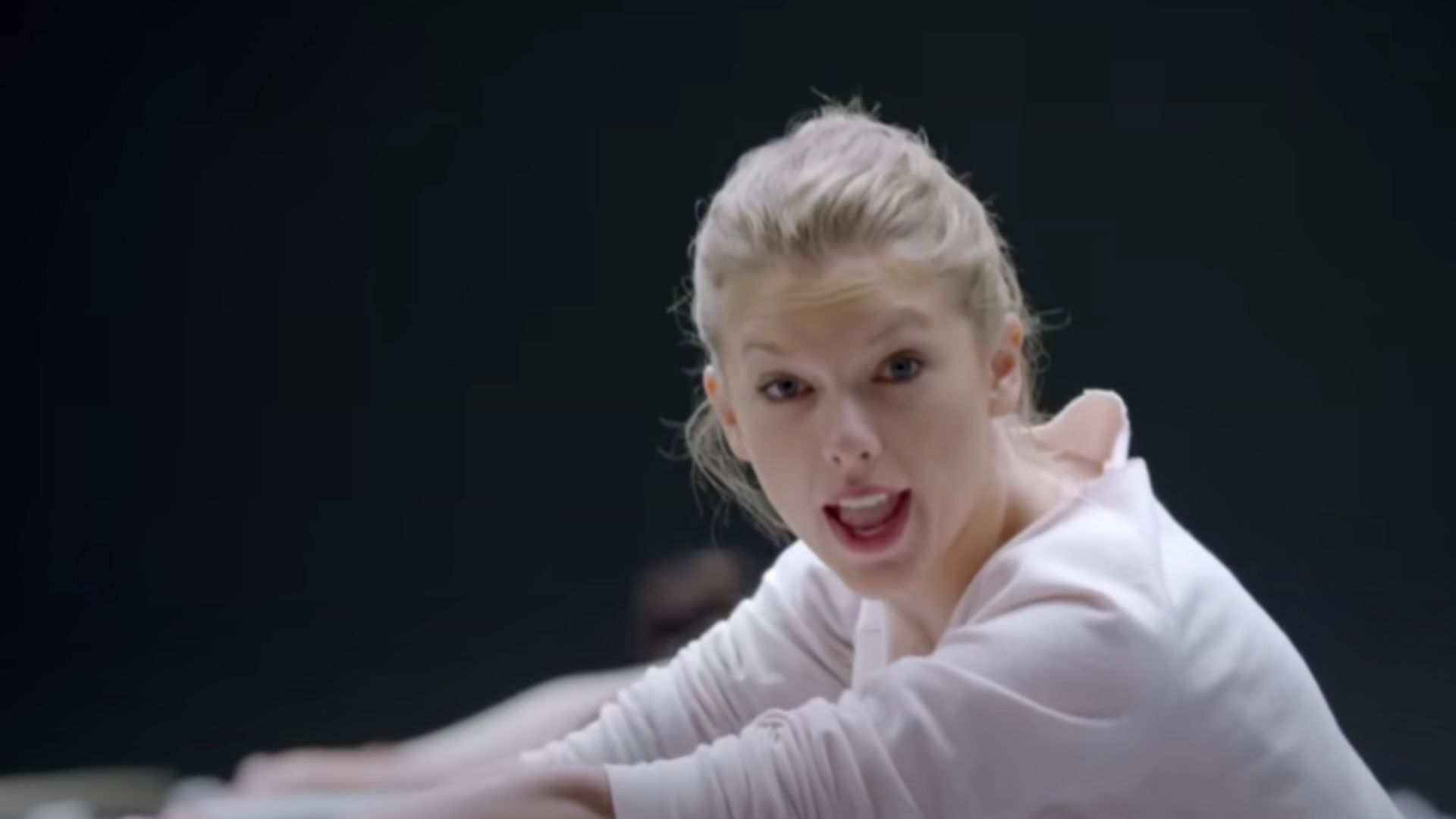 A still from the song (Image via youtube/@ Taylor Swift)