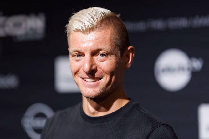 "He’s strong in the air, he’s quick" - Toni Kroos claims Real Madrid have signed a 'very complete' player this summer