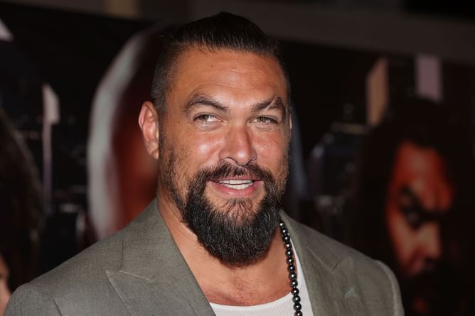 Why did Jason Momoa quit smoking? Perez Hilton reacts to Aquaman actor’s wild surfing scare that made him stub out for good