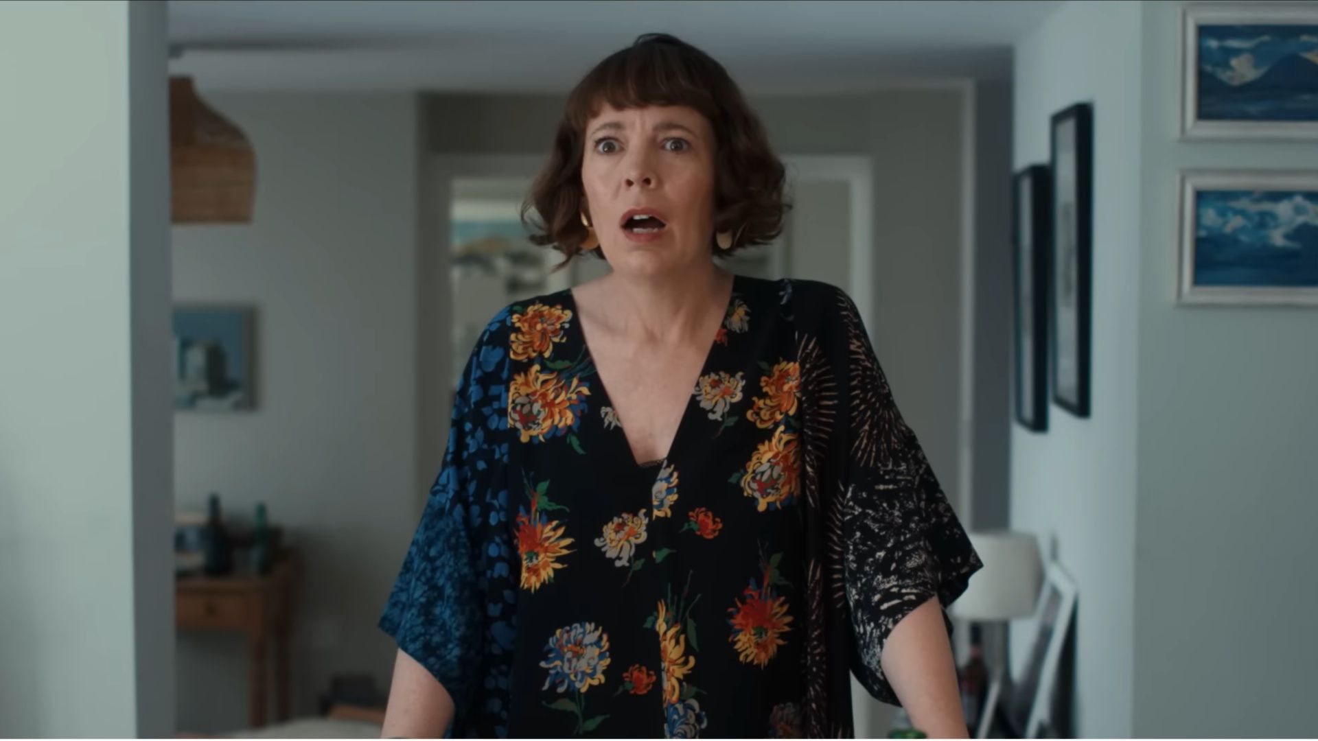 The Roses captures Ivy&rsquo;s shock as she realises the devastating turn her marriage has taken. (Image via YouTube/Searchlight Pictures)