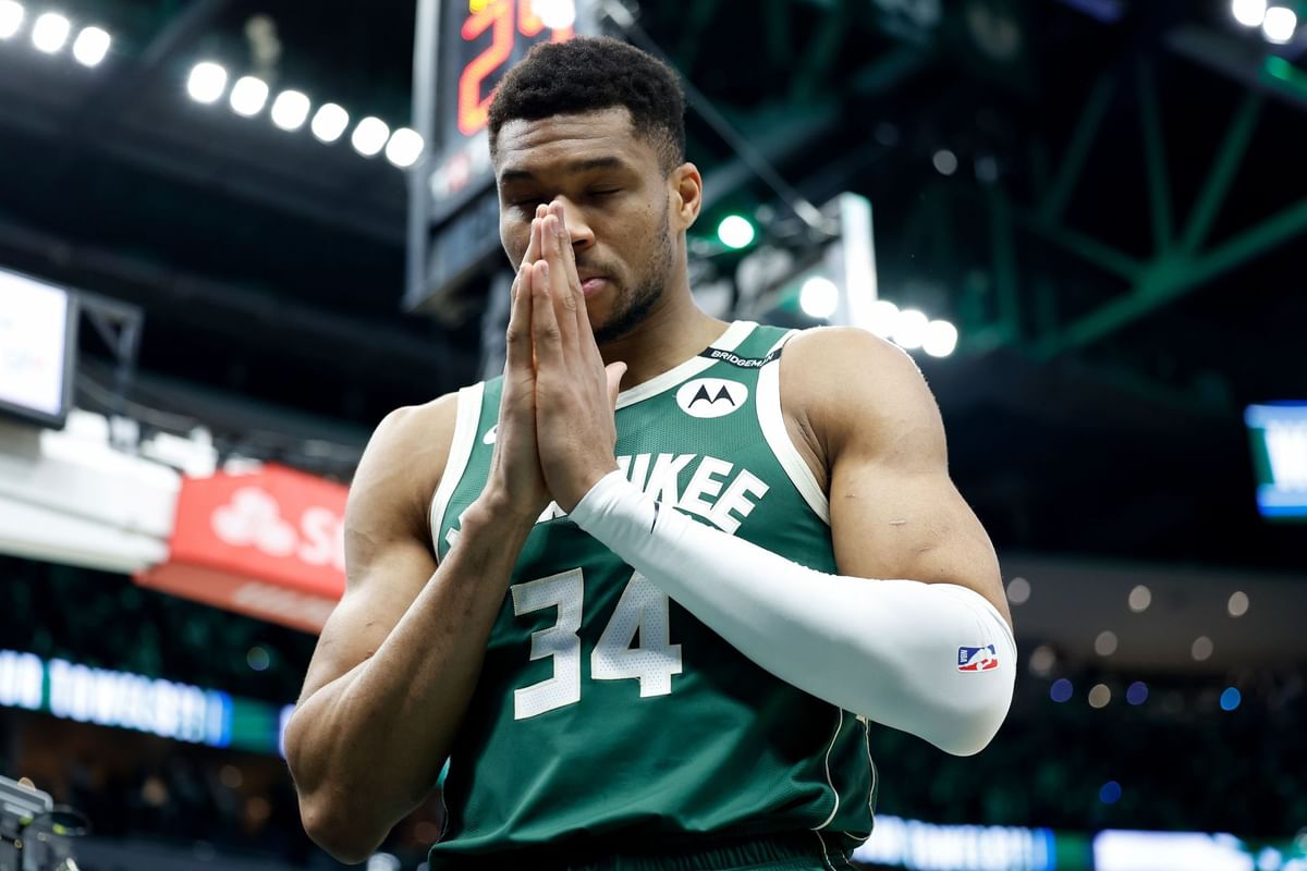 "Me, DeRozan, KD, Devin Booker": Giannis Antetokounmpo brags about his midrange game after shooting 44.2%