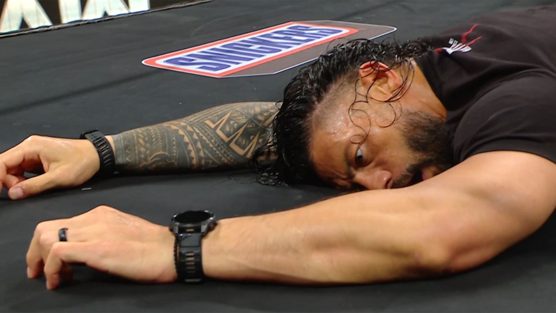Roman Reigns was attacked on RAW after SummerSlam 2025! (Credits: Netflix)