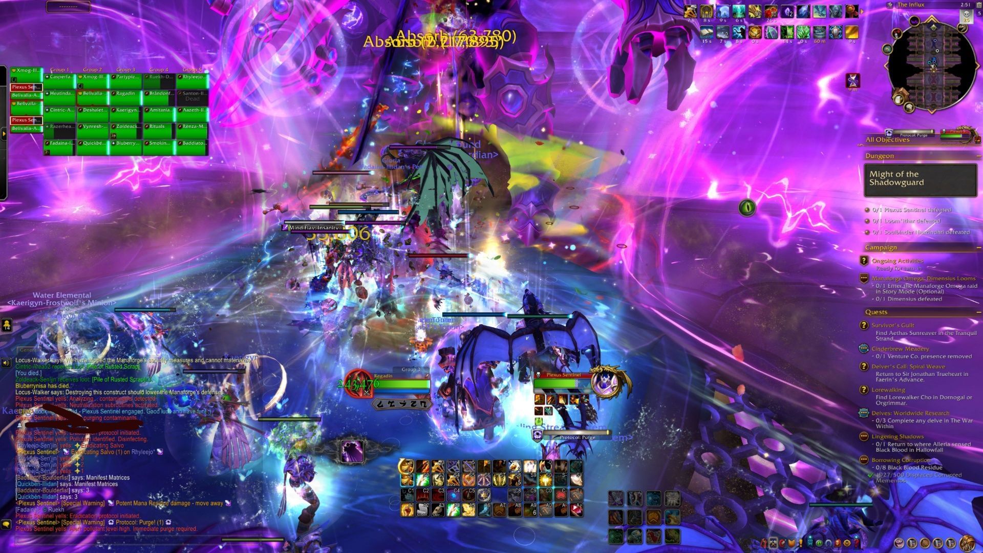 When you get past the field of explosions, hit the boss with everything you have (Image via Blizzard Entertainment)