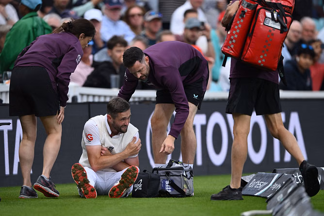IND vs ENG: इंग्लैंड की बढ़ी मुसीबत, ओवल टेस्ट में चोटिल होने वाला खिलाड़ी एशेज से भी होगा बाहर! रिपोर्ट में हुआ बड़ा खुलासा