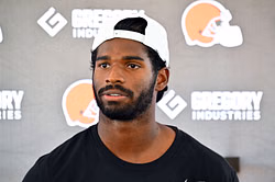 Browns are planning to trade Shedeur Sanders post-training camp after rookie QB's shoulder injury, hints ex-Packers QB
