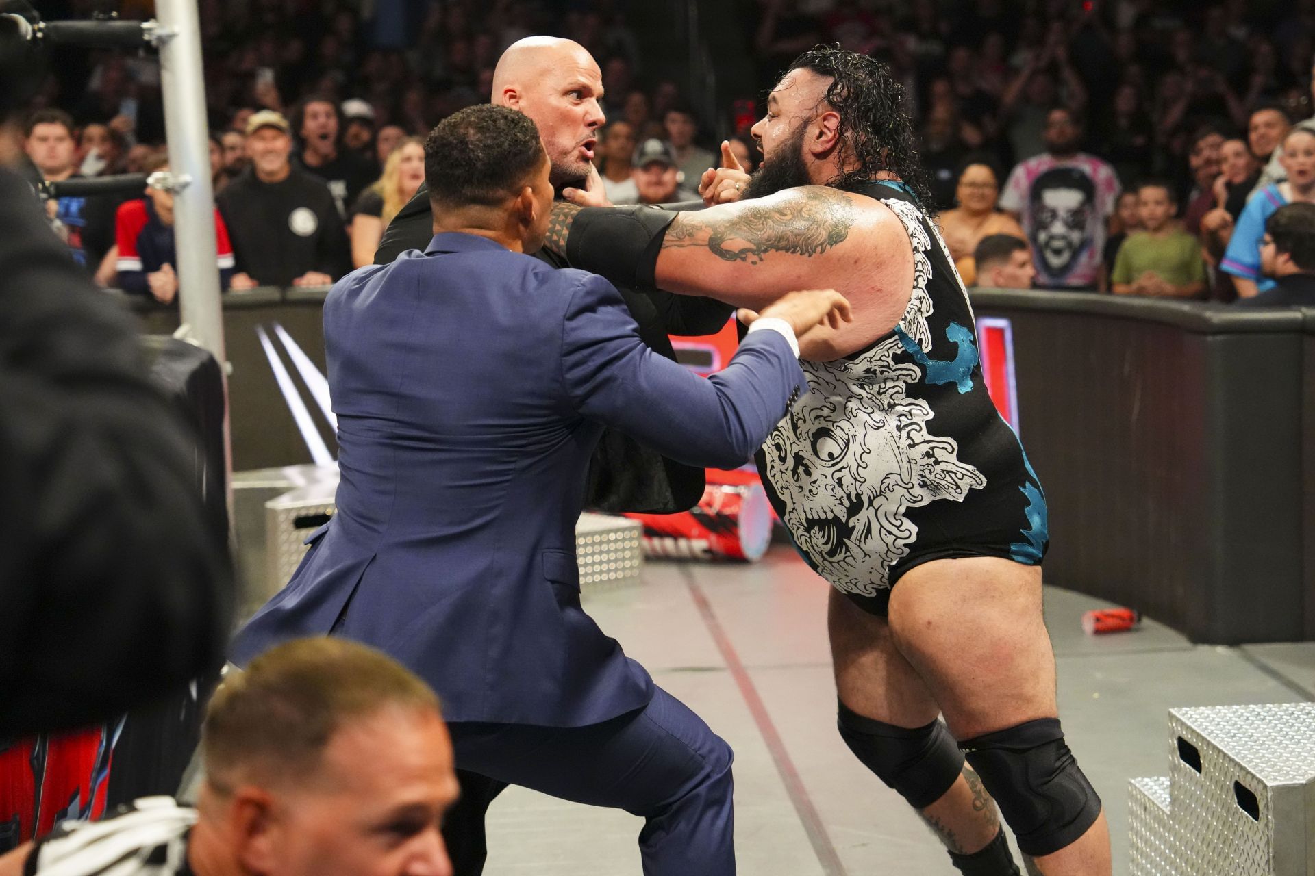 Monday Night RAW - Source: Getty