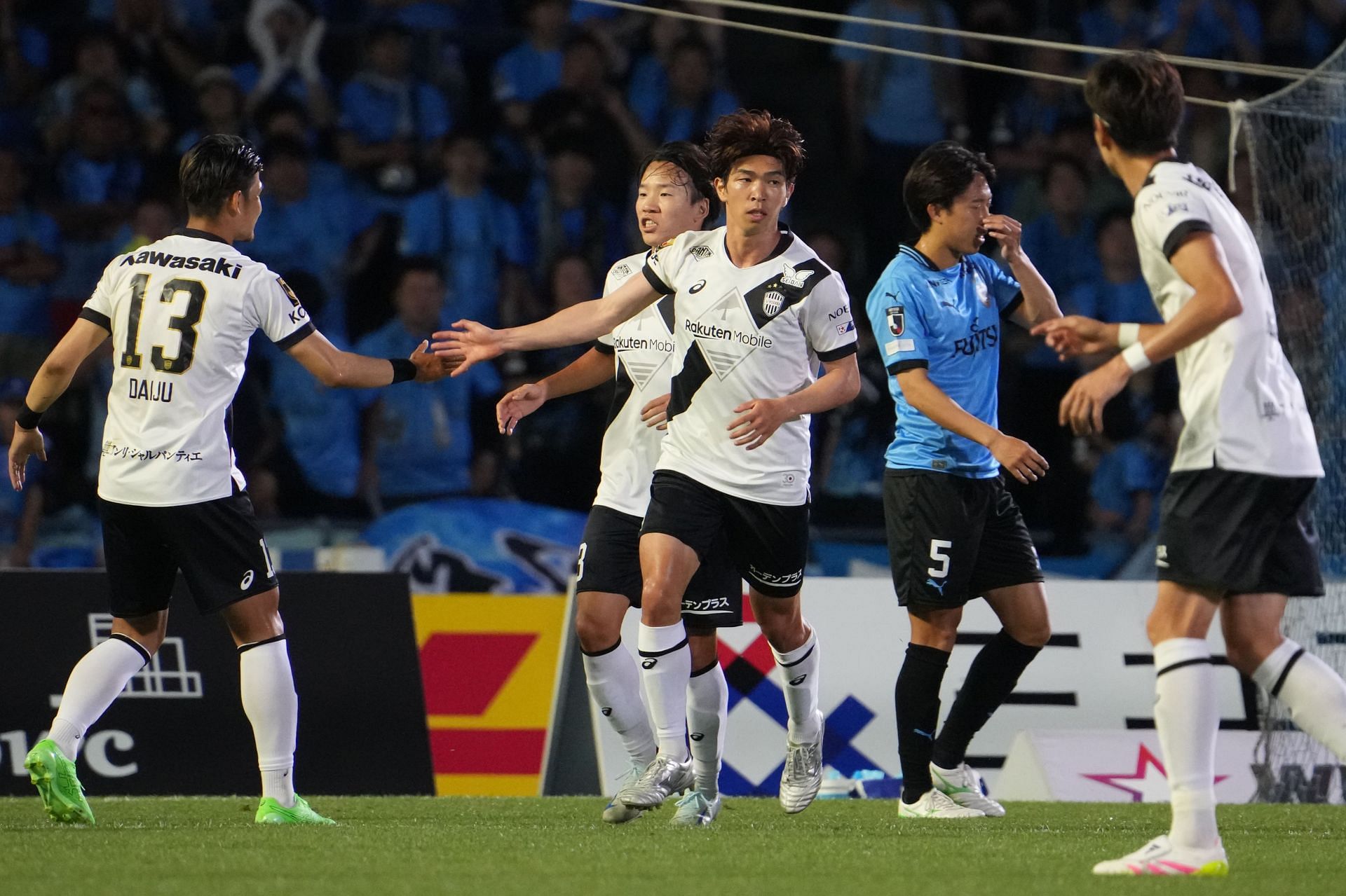Kawasaki Frontale v Vissel Kobe - J.LEAGUE MEIJI YASUDA J1 - Source: Getty