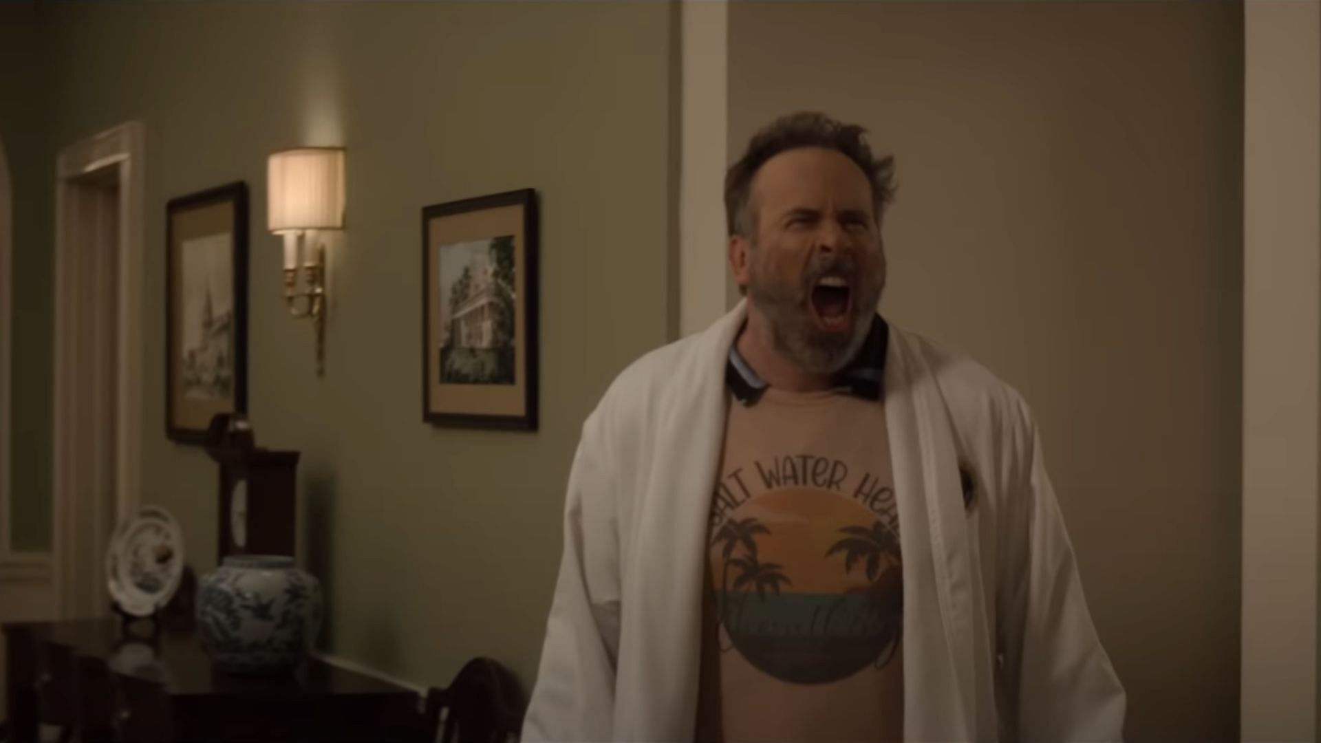 Lee returned to the screen as Tripp (Image via YouTube/Netflix)