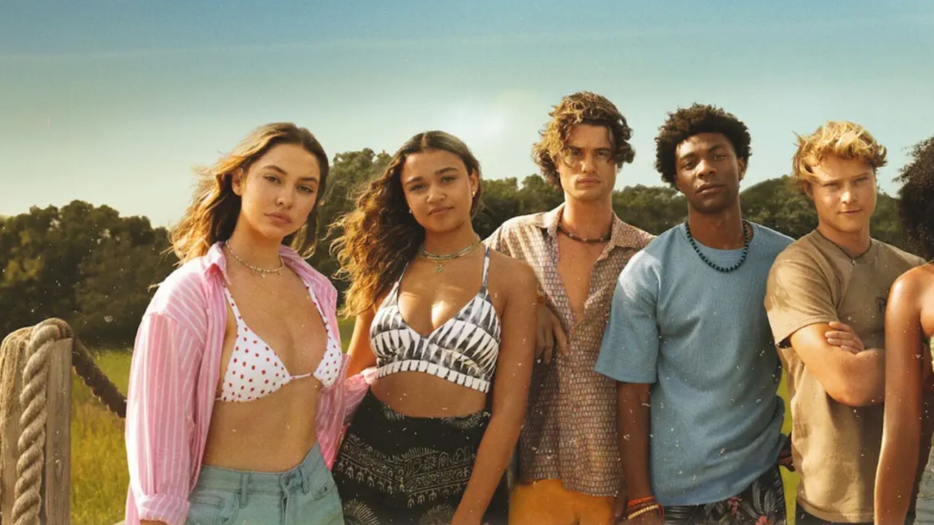 The cast of Outer Banks (Image via Netflix)
