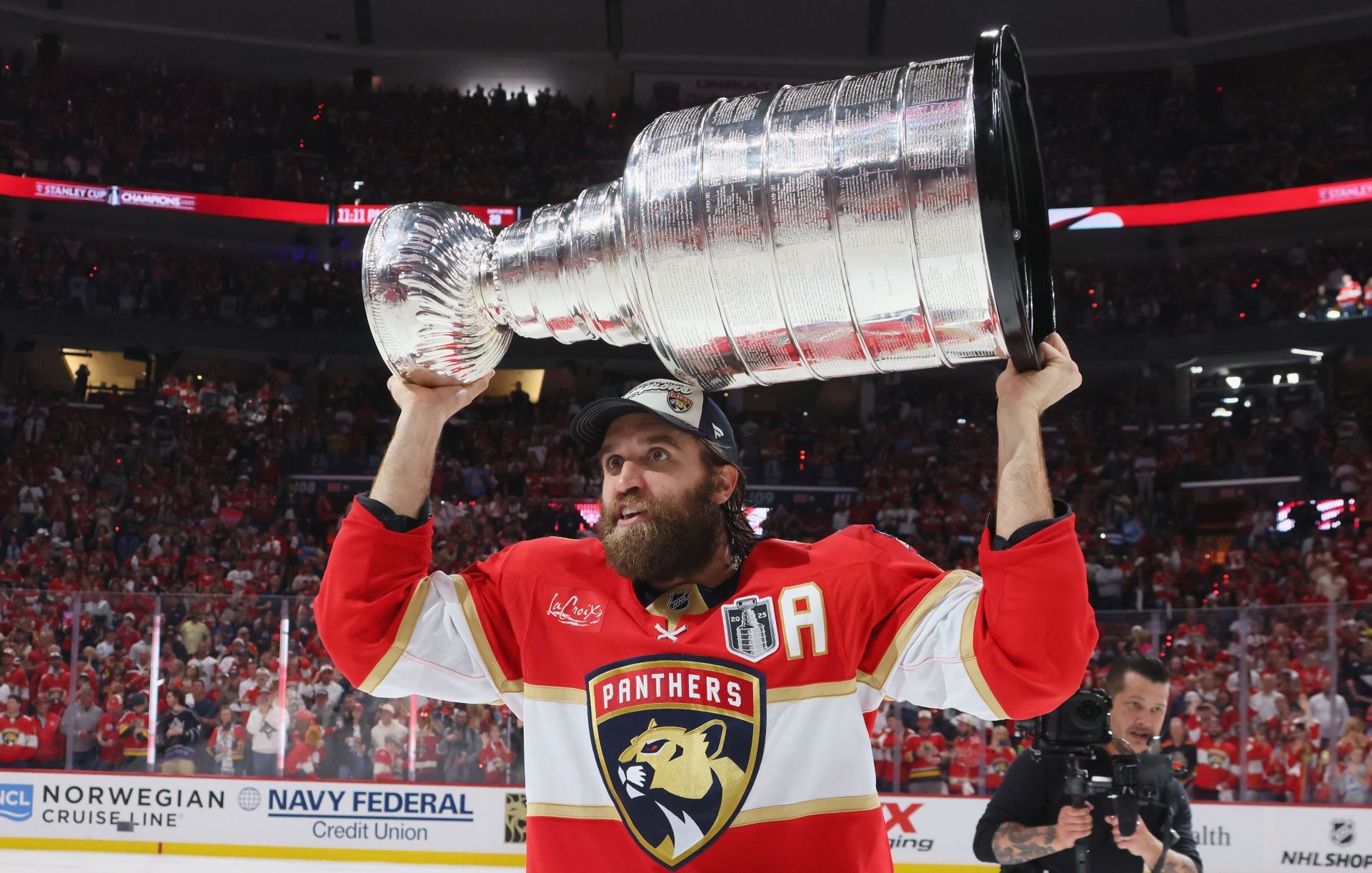 2025 Stanley Cup Final - Game Six - Source: Getty