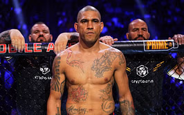 "Champ, champ, champ" - MMA legend weighs in on Alex Pereira's post-UFC 320 possibilities
