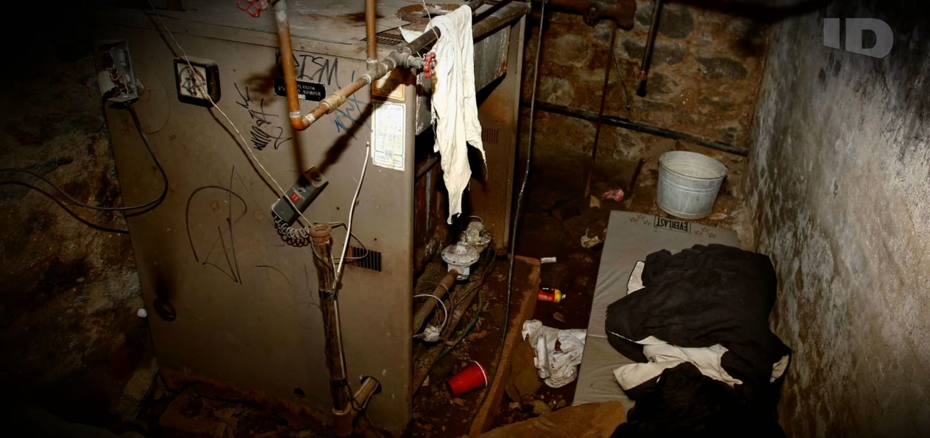 A Basement of Secrets | A Body in the Basement (Image via @investigationdiscovery YouTube)