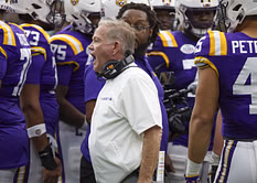 "Sark lockered by Brian Kelly": Fans in disbelief over 2026 class DL Darryus McKinley's decision to pass on Texas for LSU