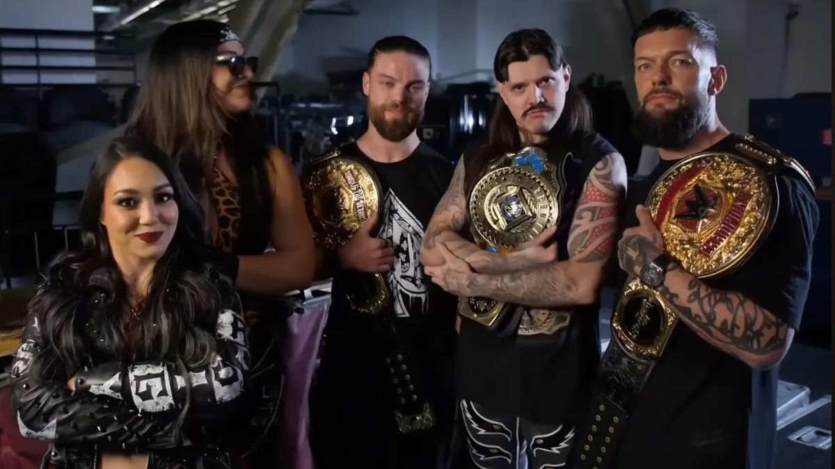 The Judgment Day! [Image via WWE Espa&ntilde;ol on YouTube]