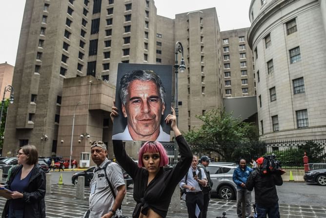Michael Knowles slams new RadarOnline exclusive report about Jeffrey Epstein being an FBI informant, claims it was “already reported 7 years ago”