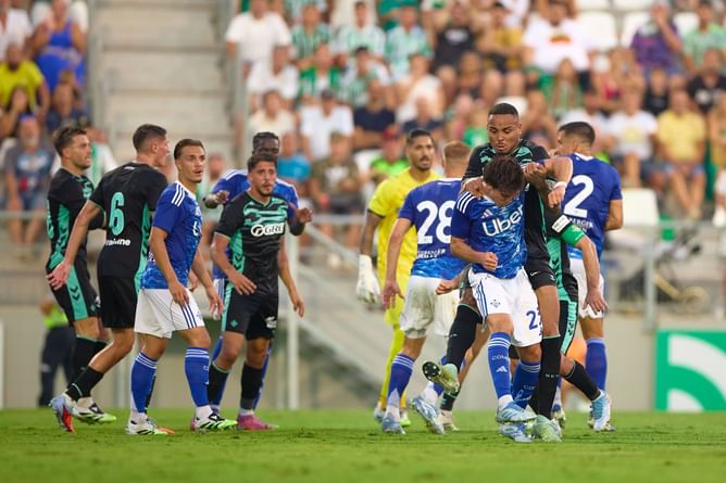 Former Premier League midfielder punched by ex-Manchester City star as players who traded major blows in brawl during Betis vs Como revealed