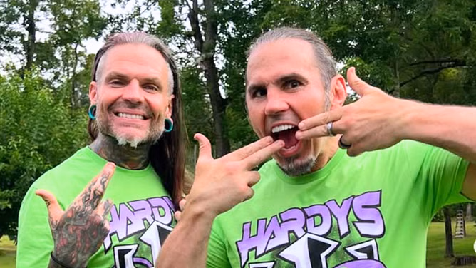 Former AEW champion spotted with Jeff and Matt Hardy