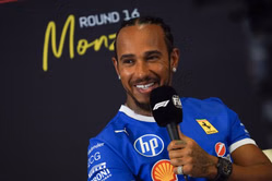 Lewis Hamilton reveals it wasn't Niki Lauda but a former Ferrari legend who convinced him to move to Mercedes in 2012