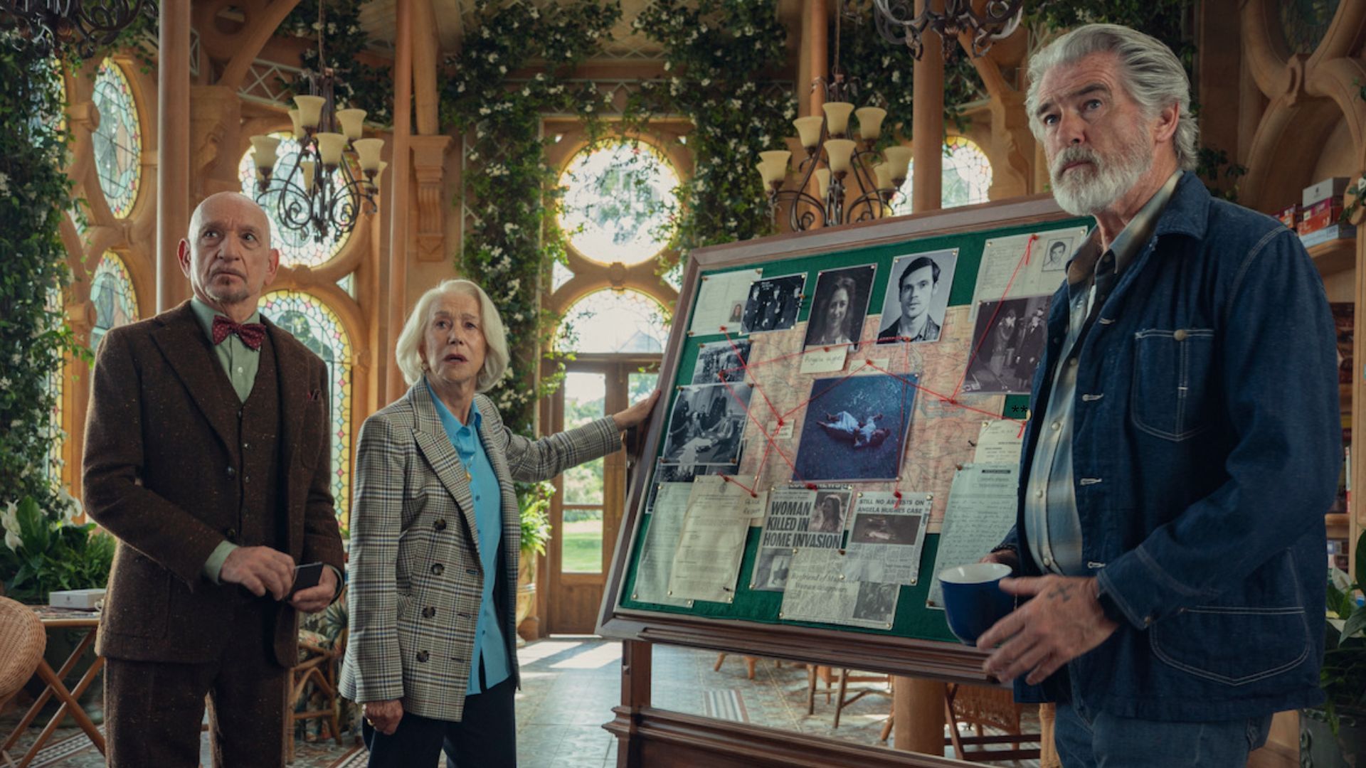 A still from The Thursday Murder Club (Image via Netflix)