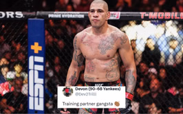 "He threw that so casually" - Fans react to Alex Pereira's sparring partner needing stitches after getting caught with a knee