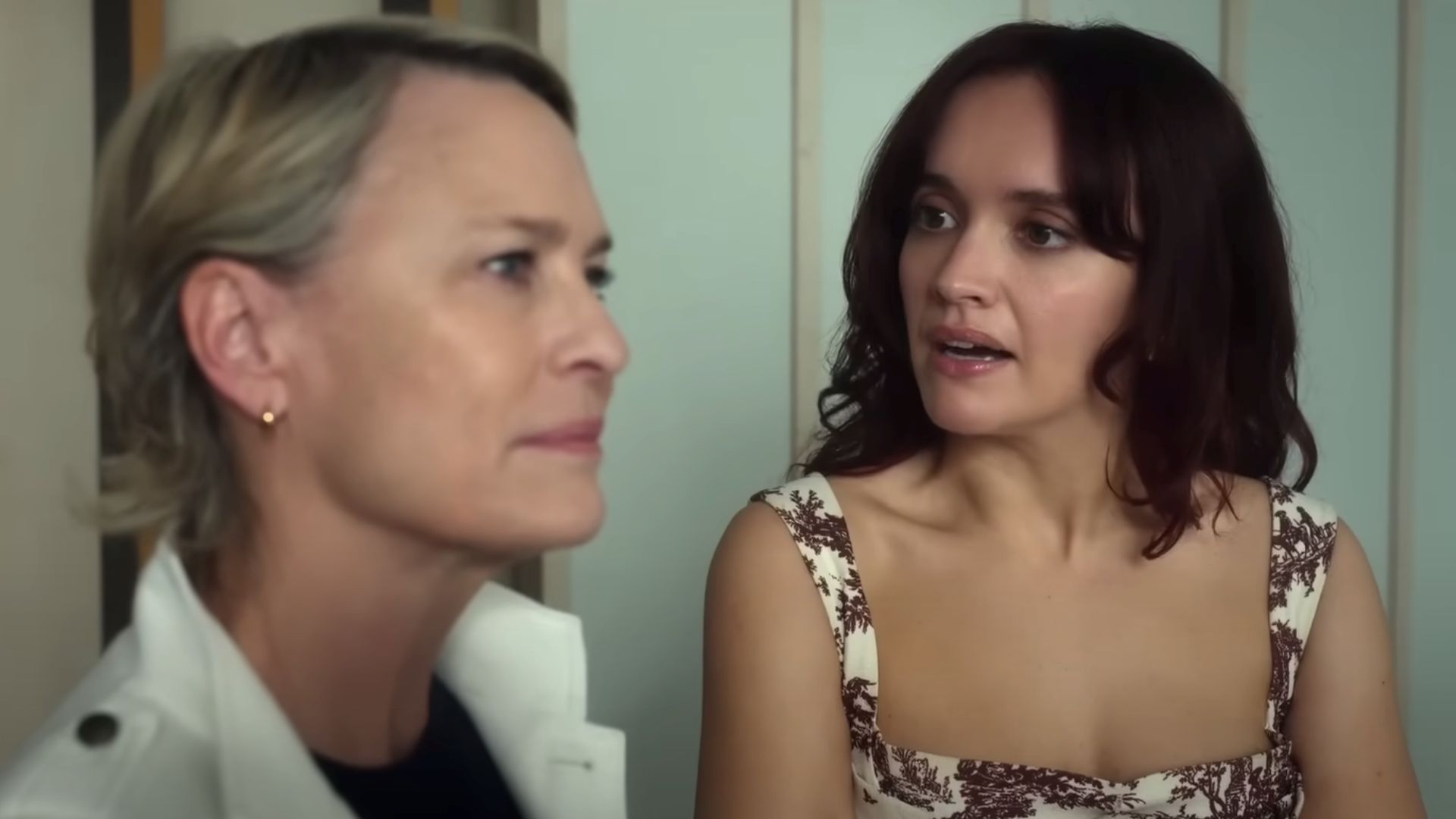 Robin Wright and Olivia Cooke in The Girlfriend (Image via Prime Video)