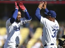 “You’ve got to perform” - Dodgers skipper Dave Roberts shares his thoughts on Teoscar Hernandez’s lackluster performance