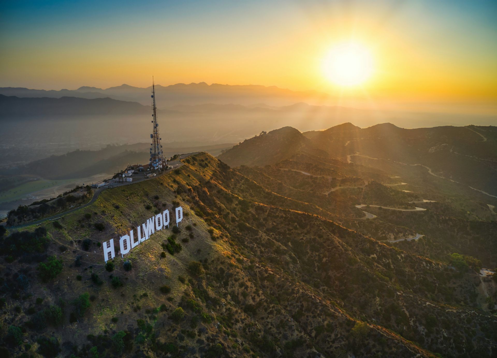 Hikers found Kristi Johnson&rsquo;s body in the Hollywood Hills. (Image via Unsplash)