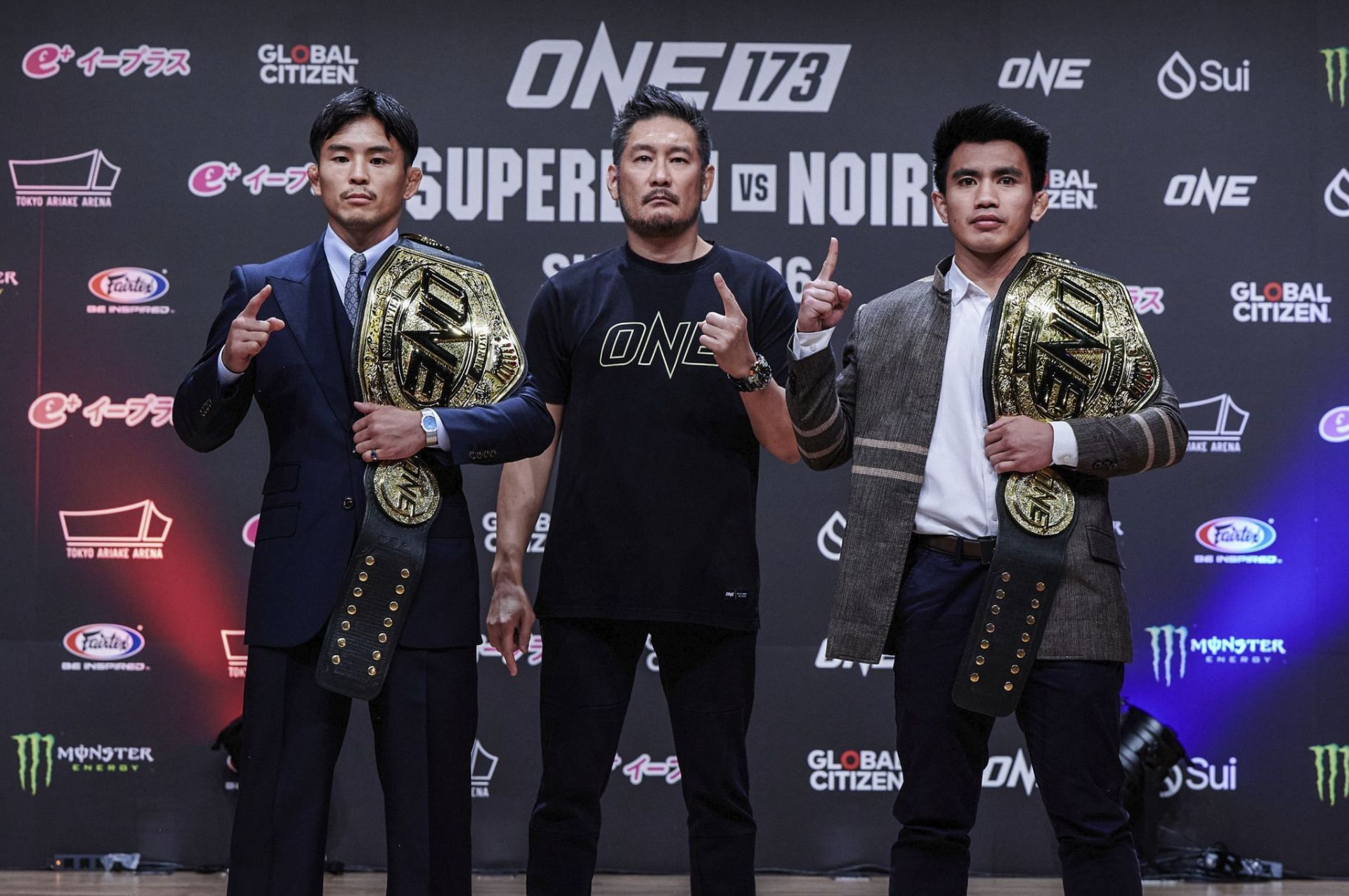 Yuya Wakamatsu (L) Joshua Pacio (R) | Photo credit: ONE Championship