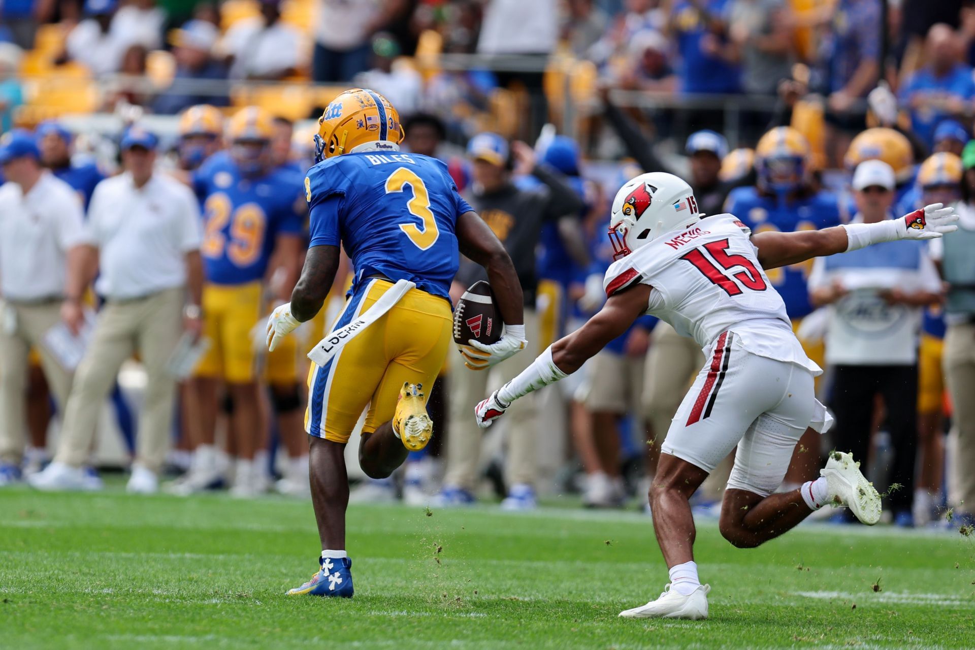 COLLEGE FOOTBALL: SEP 27 Louisville at Pitt - Source: Getty