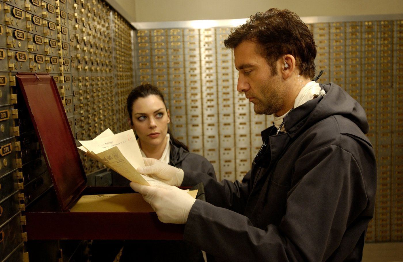 A still from Inside Man (Image via Netflix)
