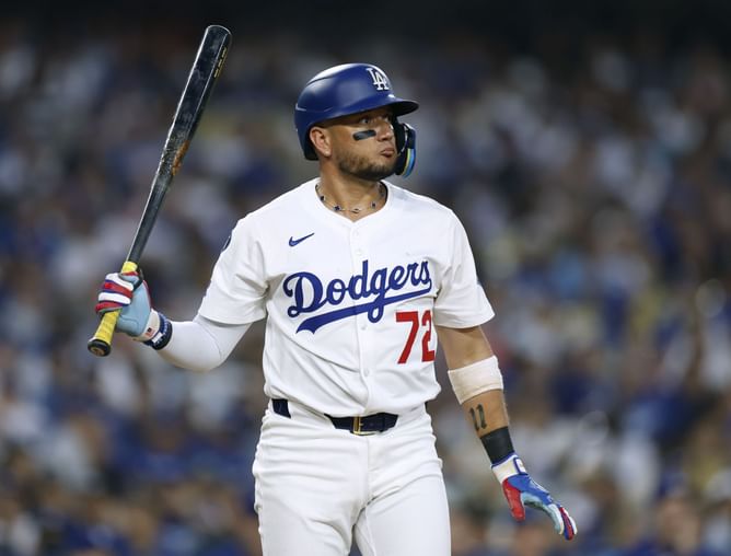 “F*** no!” “Green light” - Dodgers fans clash as Miguel Rojas sets sight on free agency return