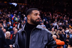 Drake sleeps with his own body pillow, says "a bunch of people I loved now love different things" on Instagram