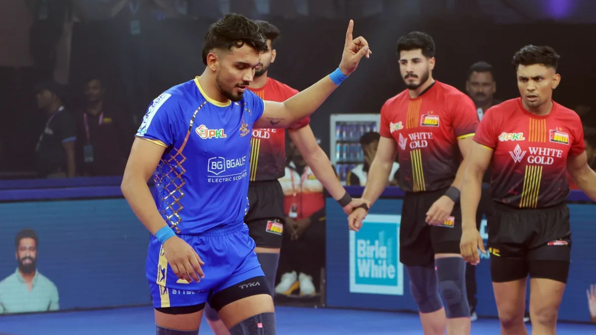 Arjun Deshwal picked up a Super 10 against the Bengaluru Bulls (Image Credits: PKL)